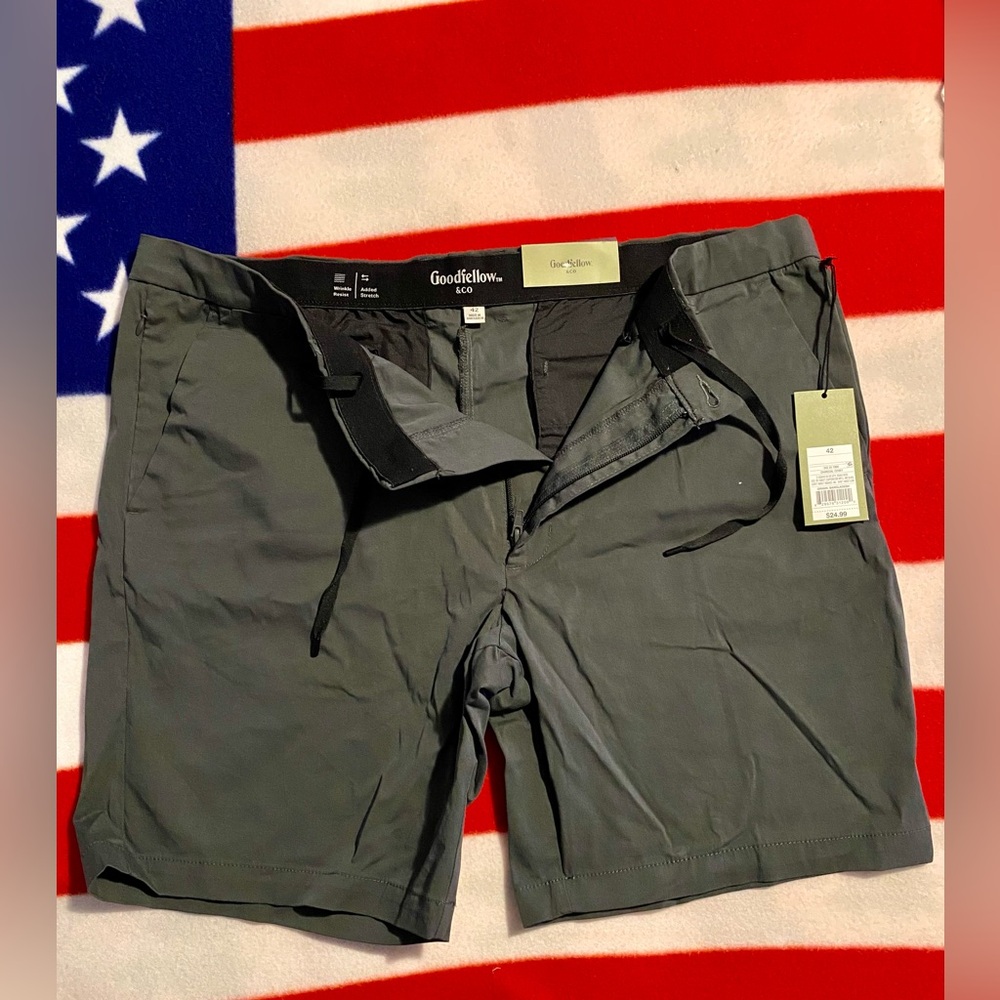 Men’s Goodfellow and Company brand tech shorts. Wrinkle resistant, stretch.